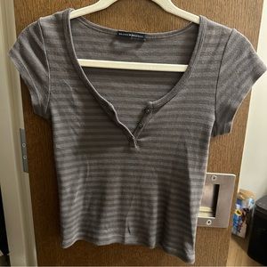 NWOT Brandy Melville Baby Tee